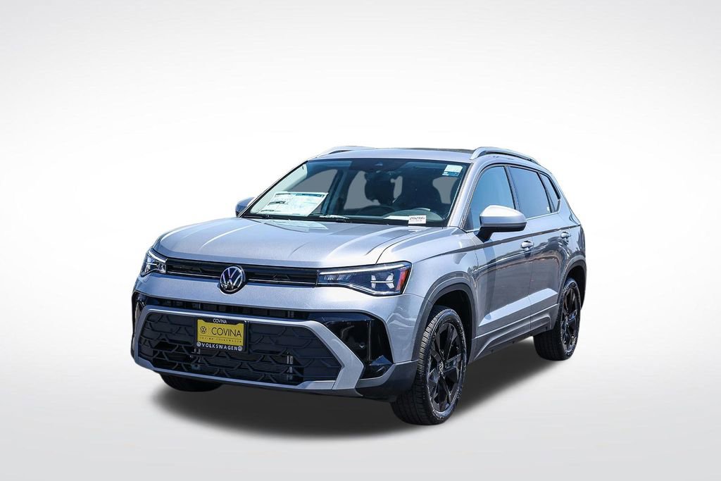 New 2025 Volkswagen Taos SE image 3