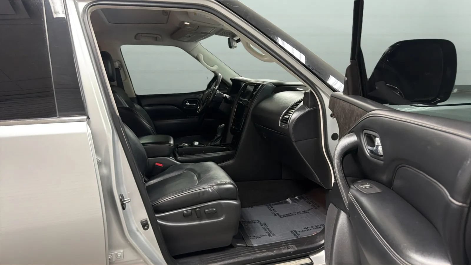Used 2021 INFINITI QX80 Luxe RWD image 22