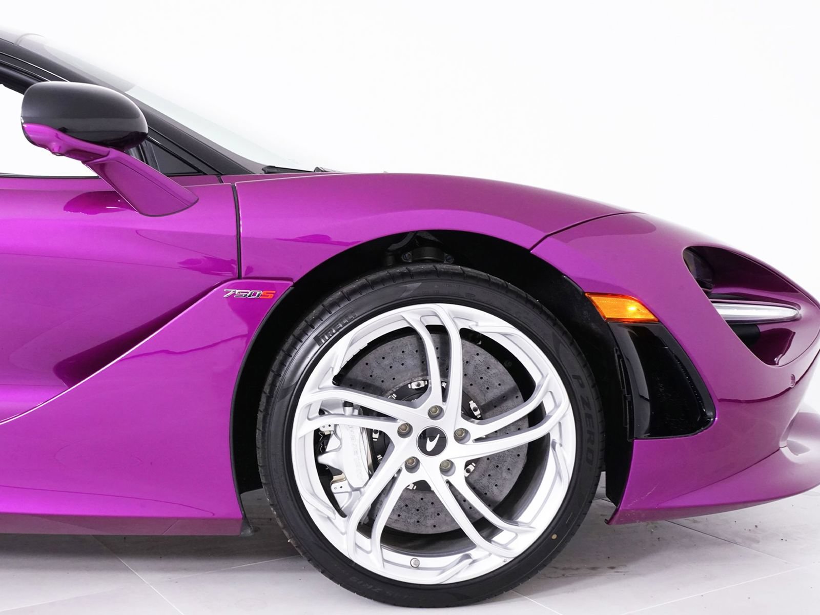 New 2026 McLaren 750S Spider RWD image 17