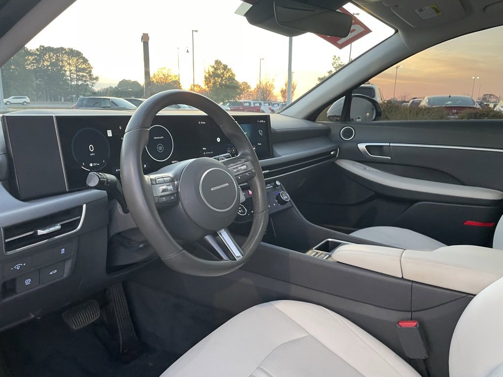 Used 2024 Hyundai Sonata SEL w/ Convenience Package image 10