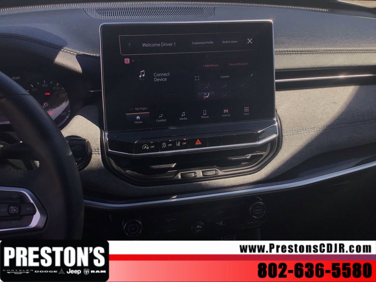 Used 2024 Jeep Compass Latitude AWD/4WD image 16