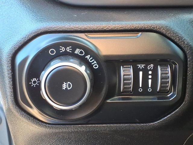 Used 2020 Jeep Wrangler Sport image 28