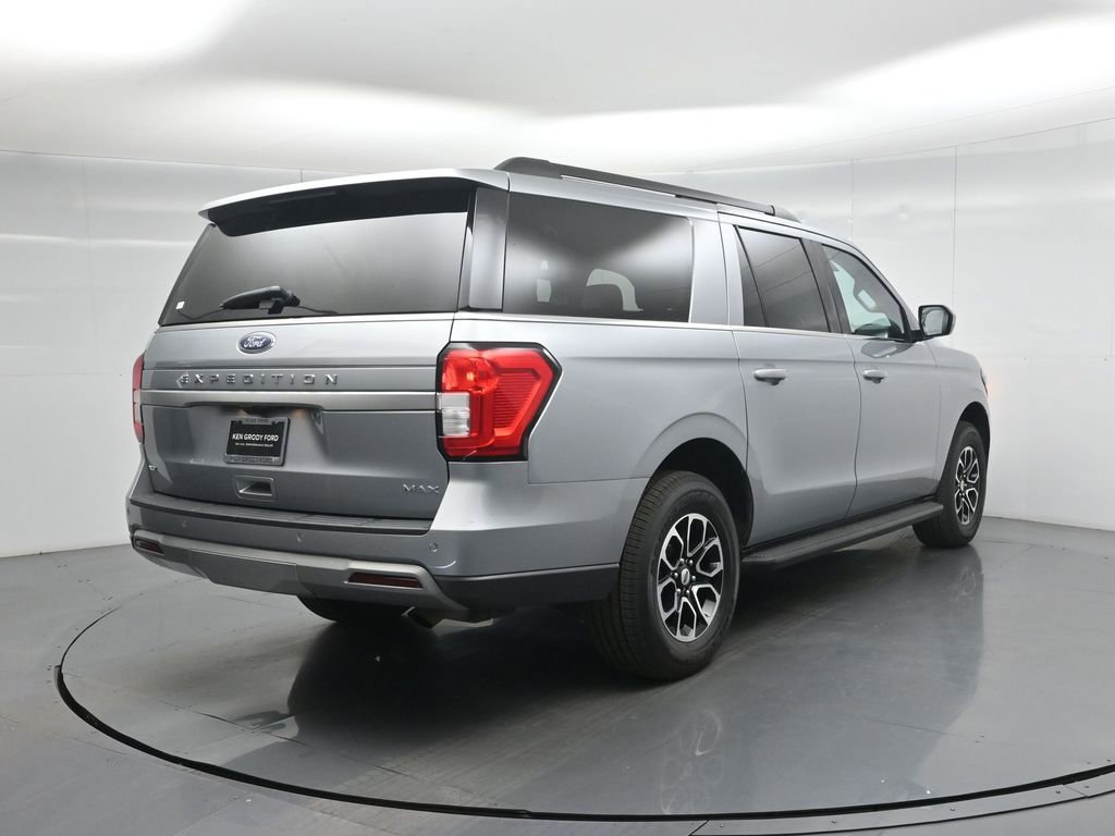 Certified 2024 Ford Expedition Max XLT image 6