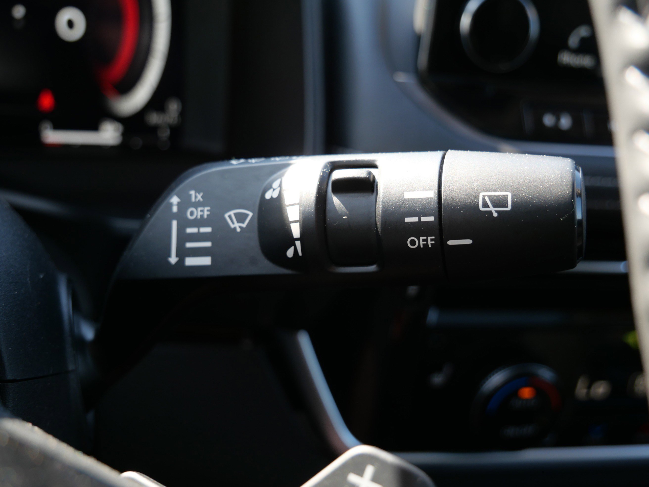 Used 2021 Nissan Rogue Platinum AWD/4WD image 31