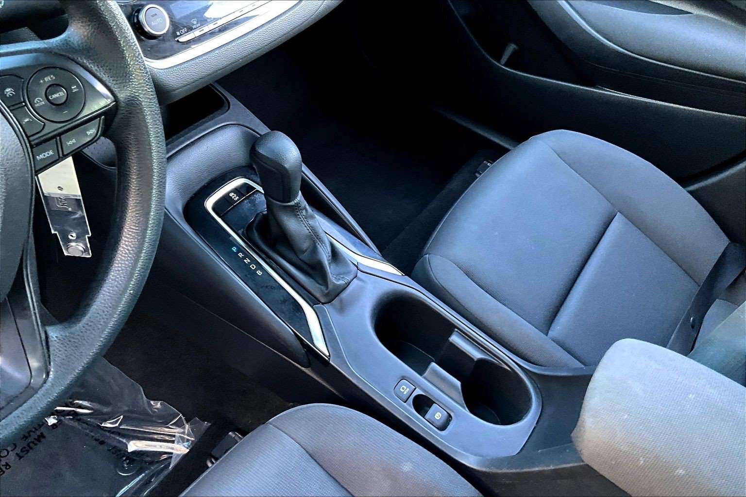 Used 2024 Toyota Corolla LE FWD image 14