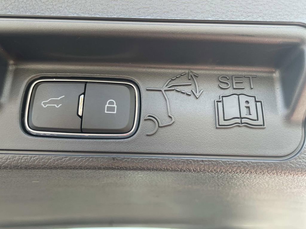 Used 2023 Ford Explorer ST w/ Equipment Group 401A image 12