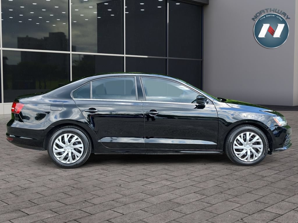 Used 2017 Volkswagen Jetta S FWD image 6