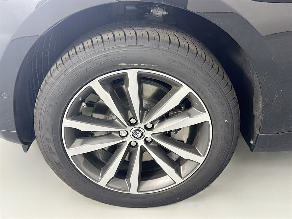 New 2026 Jaguar F-PACE R-Dynamic S image 31