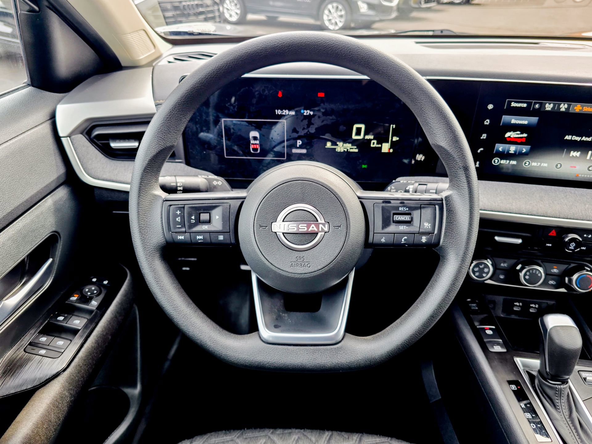 Used 2025 Nissan Kicks SV image 28