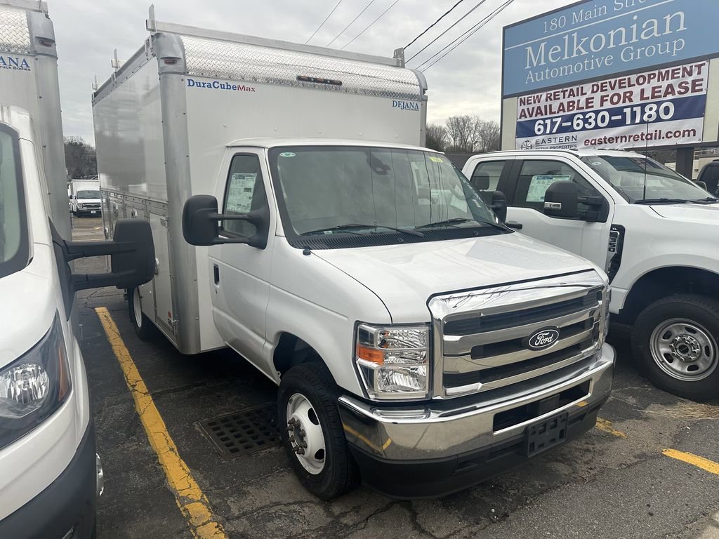 New 2026 Ford E-350 and Econoline 350 Super Duty w/ Power Equipment Group RWD image 3