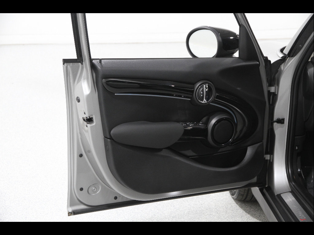 Certified 2024 MINI Cooper S FWD image 4