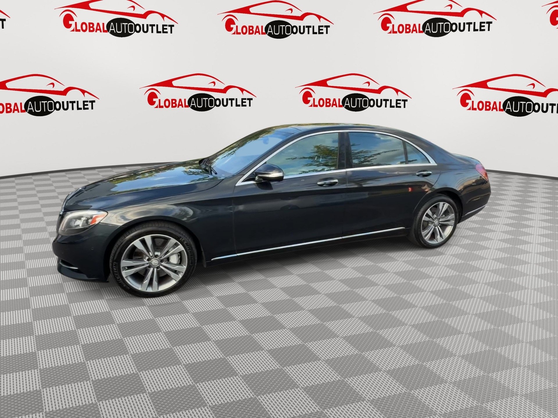 Used 2016 Mercedes-Benz S 550 4MATIC Sedan image 5