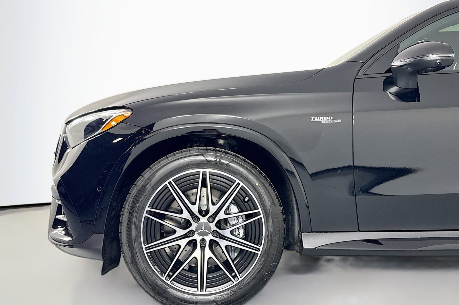 New 2026 Mercedes-Benz GLC 43 AMG 4MATIC Coupe image 9