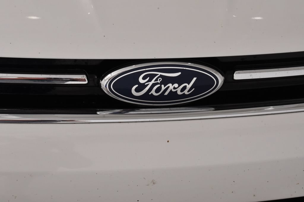 Used 2016 Ford Escape Titanium w/ Equipment Group 301A AWD/4WD image 21
