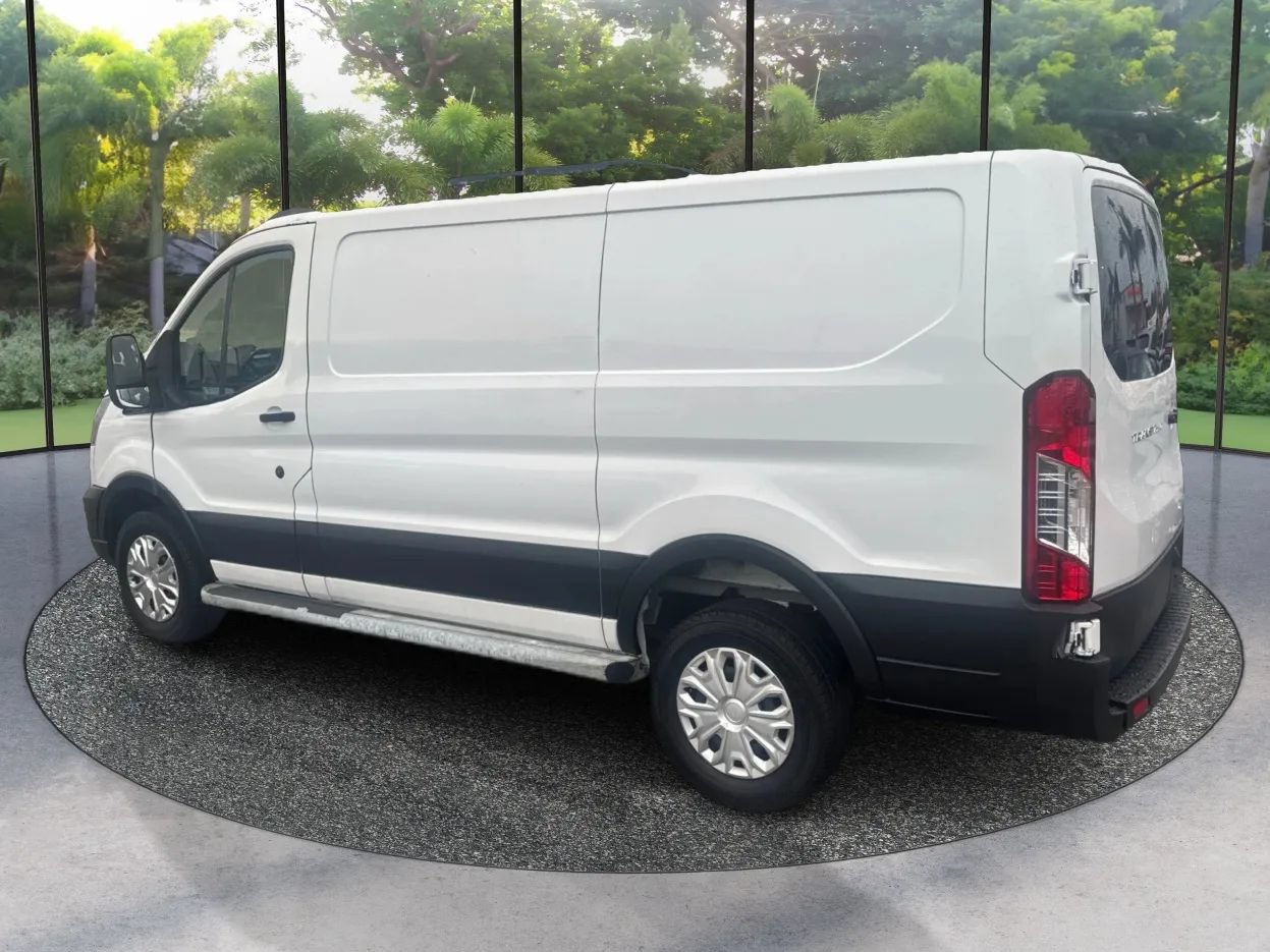 Used 2023 Ford Transit 250 Low Roof w/ Exterior Upgrade Package RWD image 7