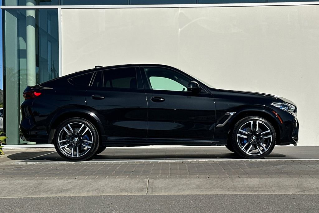 Used 2021 BMW X6 M w/ Executive Package AWD/4WD image 2