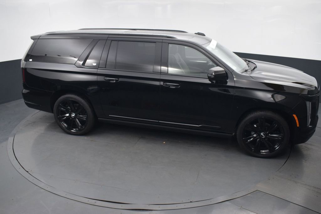 Certified 2026 Cadillac Escalade ESV Sport w/ Touring Package AWD/4WD image 47
