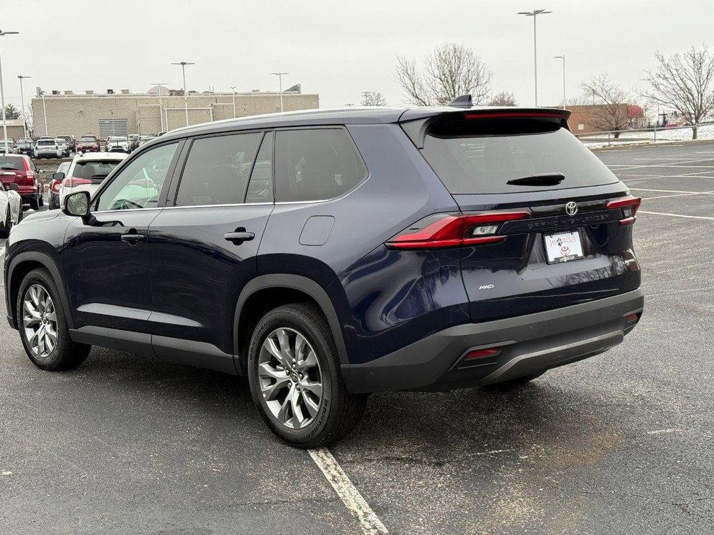 Certified 2025 Toyota Grand Highlander Limited image 9