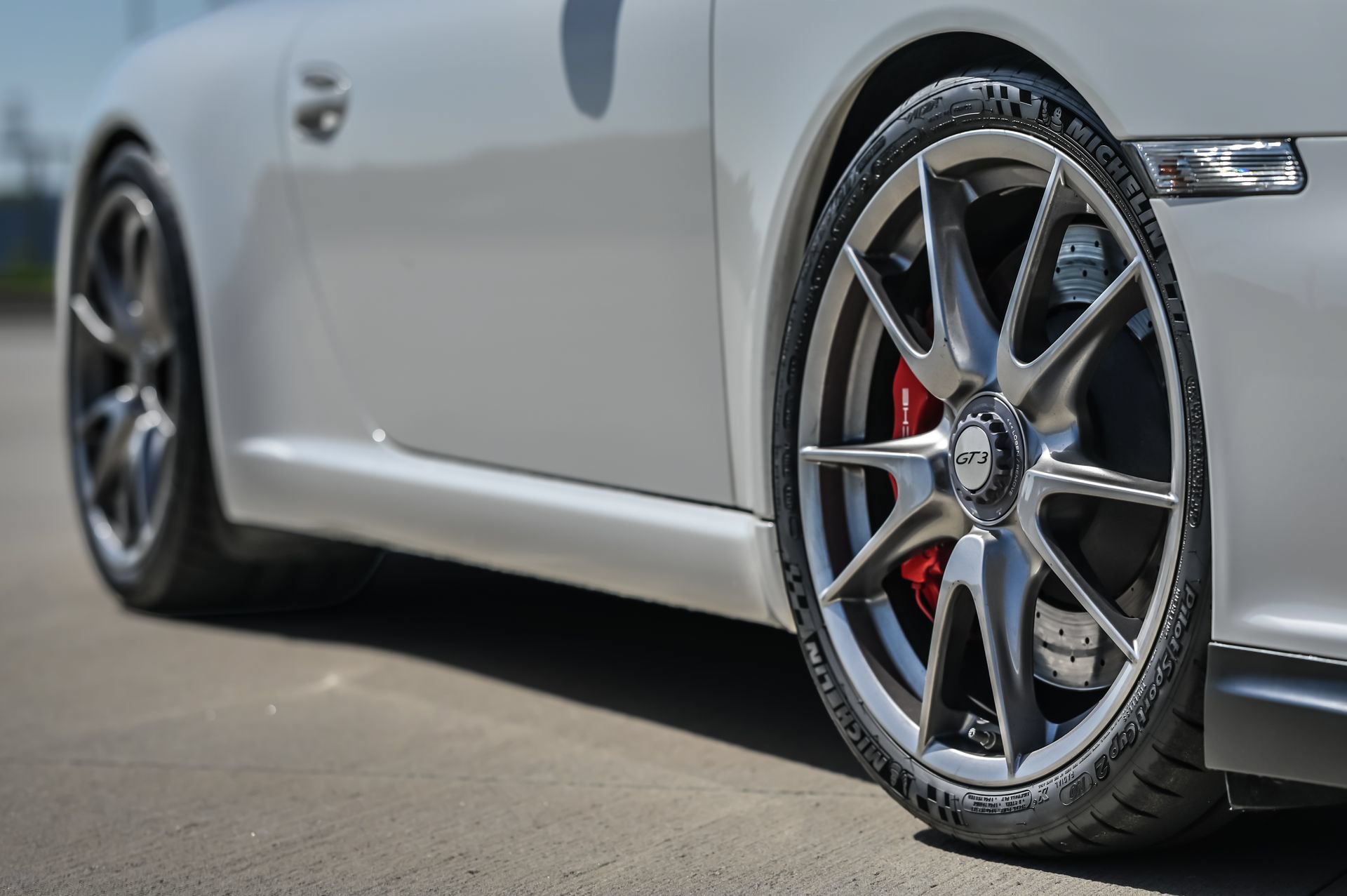 Used 2010 Porsche 911 GT3 RWD image 6