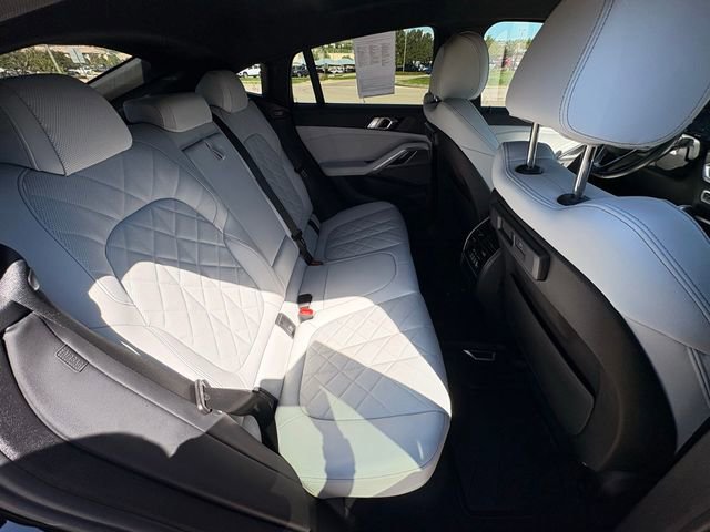 Used 2023 BMW X6 xDrive40i w/ Premium Package AWD/4WD image 30