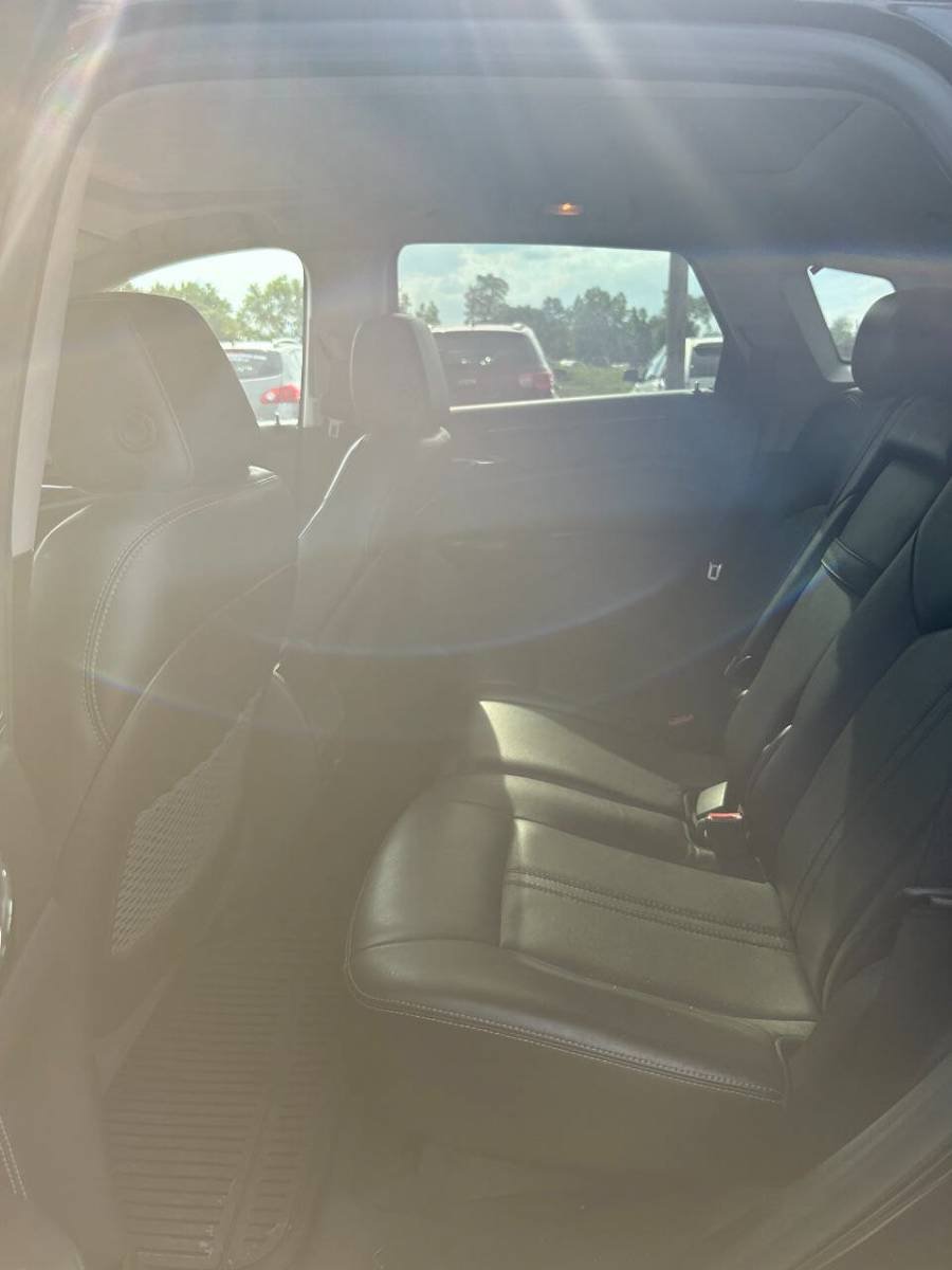 Used 2012 Cadillac SRX Luxury AWD/4WD image 9