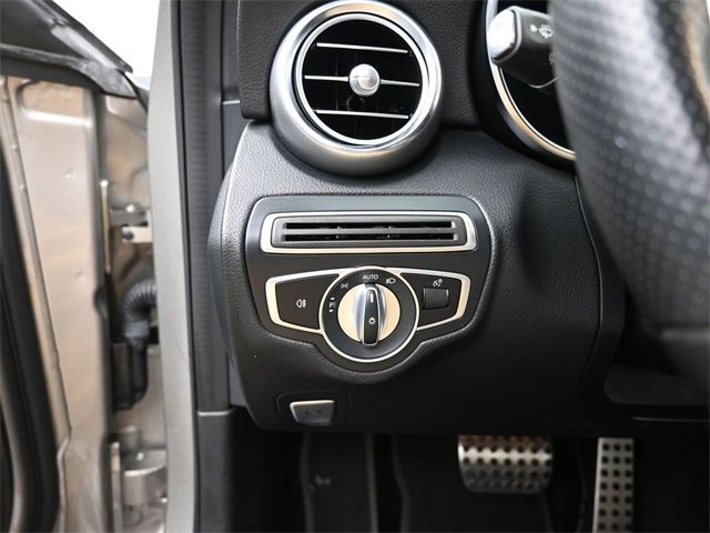 Used 2020 Mercedes-Benz C 300 Sedan image 33