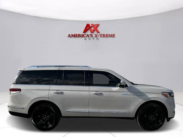 Used 2023 Lincoln Navigator Reserve RWD image 8