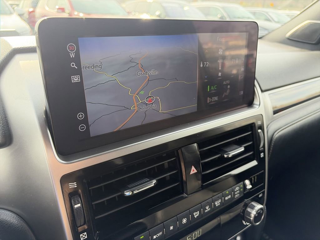 Used 2023 Lexus GX 460 Premium w/ Premium Package image 16