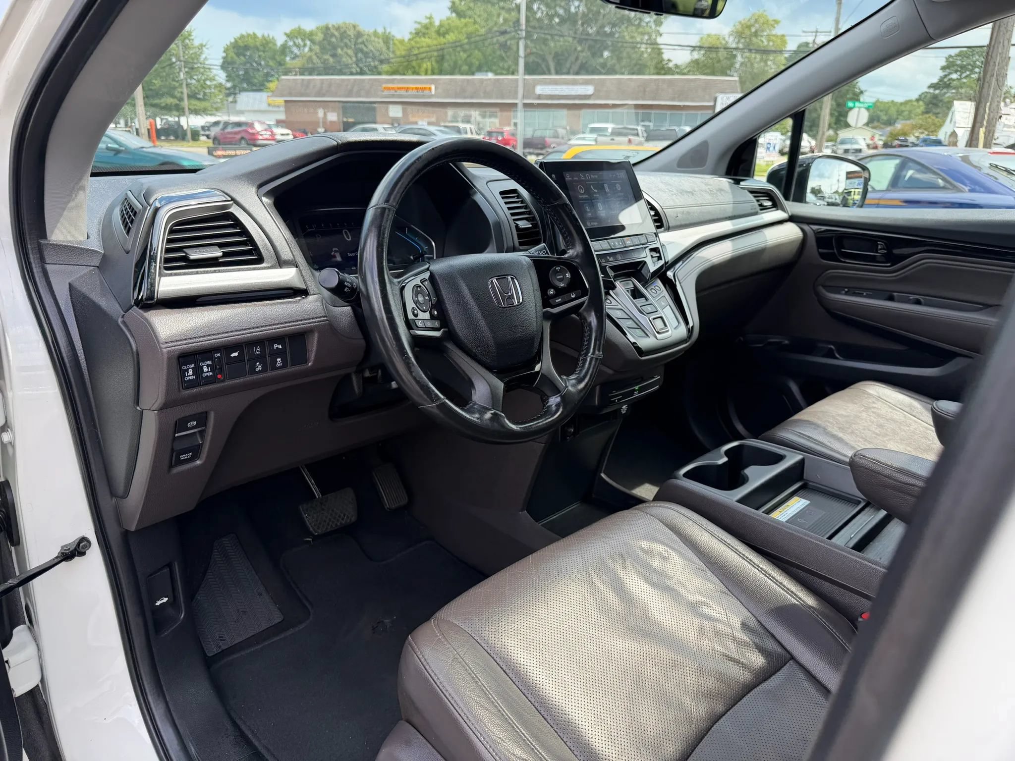 Used 2019 Honda Odyssey Elite image 14