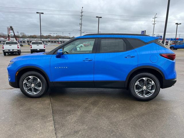 New 2025 Chevrolet Blazer LT w/ Sound & Technology Package AWD/4WD image 7
