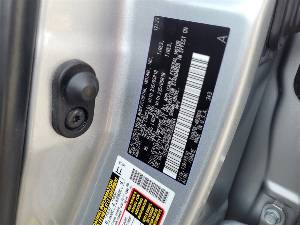 Certified 2024 Toyota Highlander LE image 16