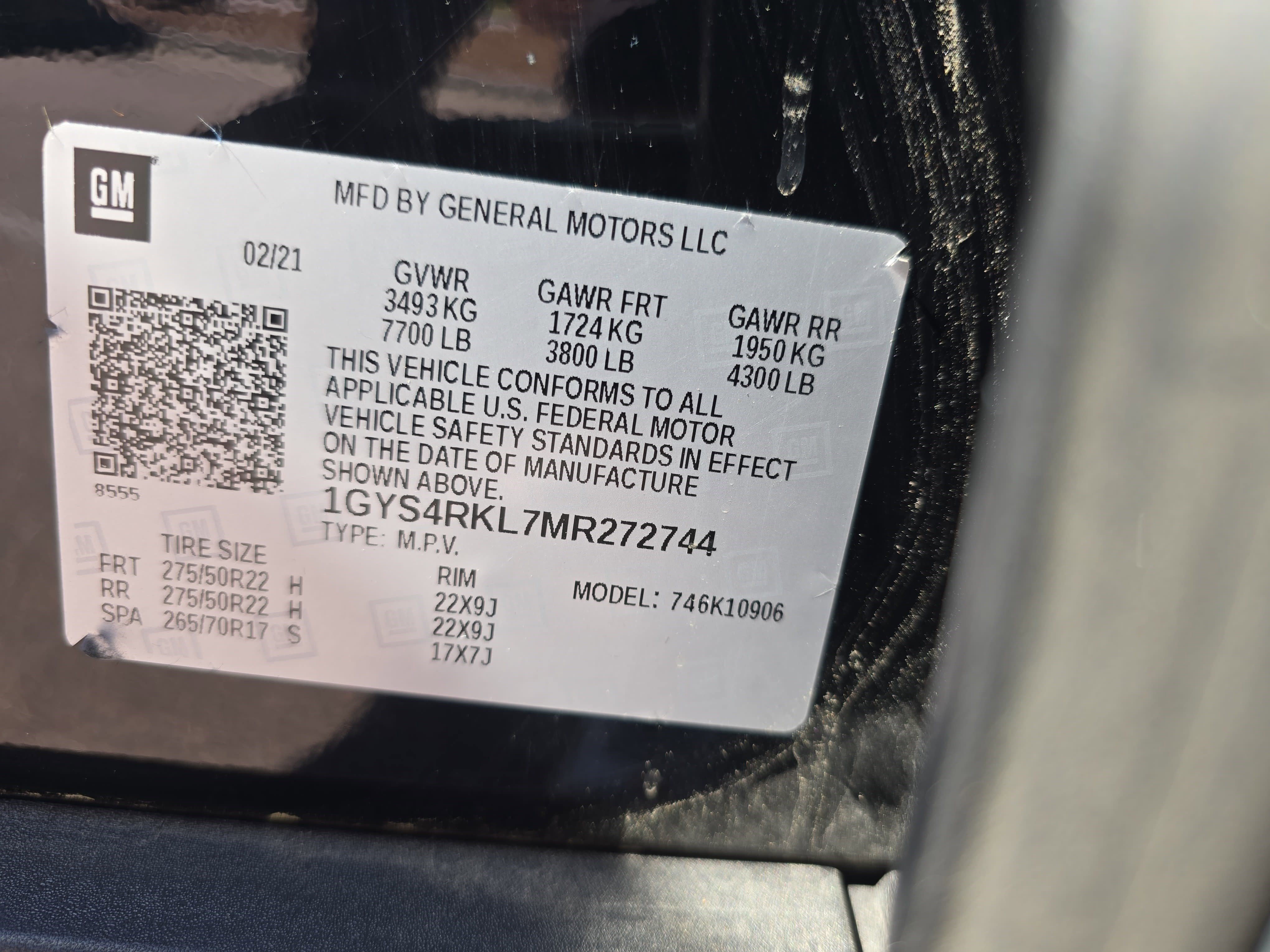 Used 2021 Cadillac Escalade ESV Sport Platinum w/ Heavy-Duty Trailer Package AWD/4WD image 38
