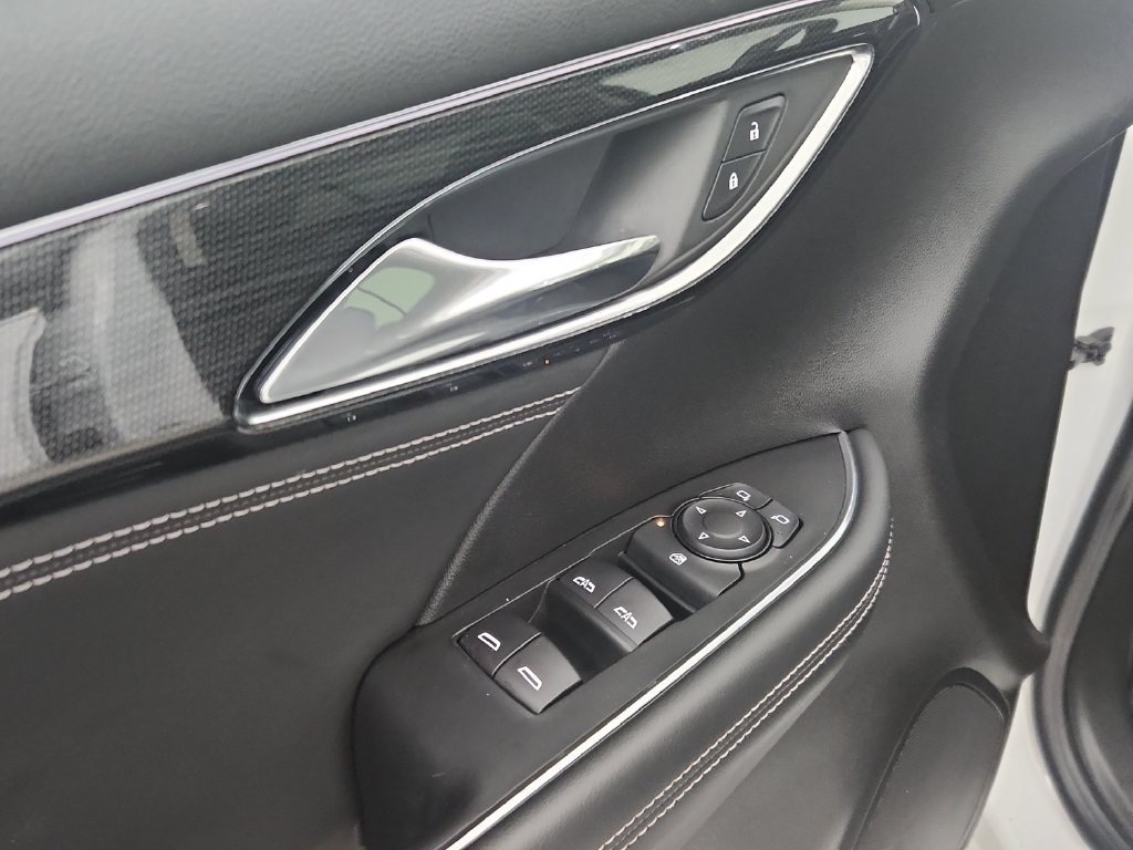 Used 2022 Buick Envision Preferred w/ Safety Package FWD image 23