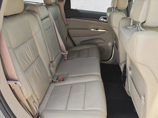 Used 2016 Jeep Grand Cherokee Limited AWD/4WD image 21