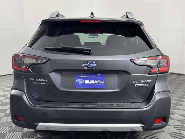 Used 2023 Subaru Outback Touring image 9