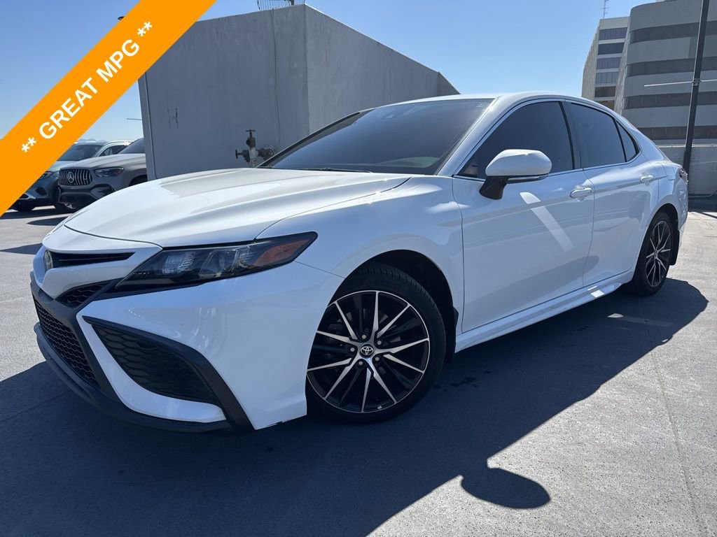 Used 2023 Toyota Camry SE w/ Protection Package (Q2) (TMS) FWD image 1