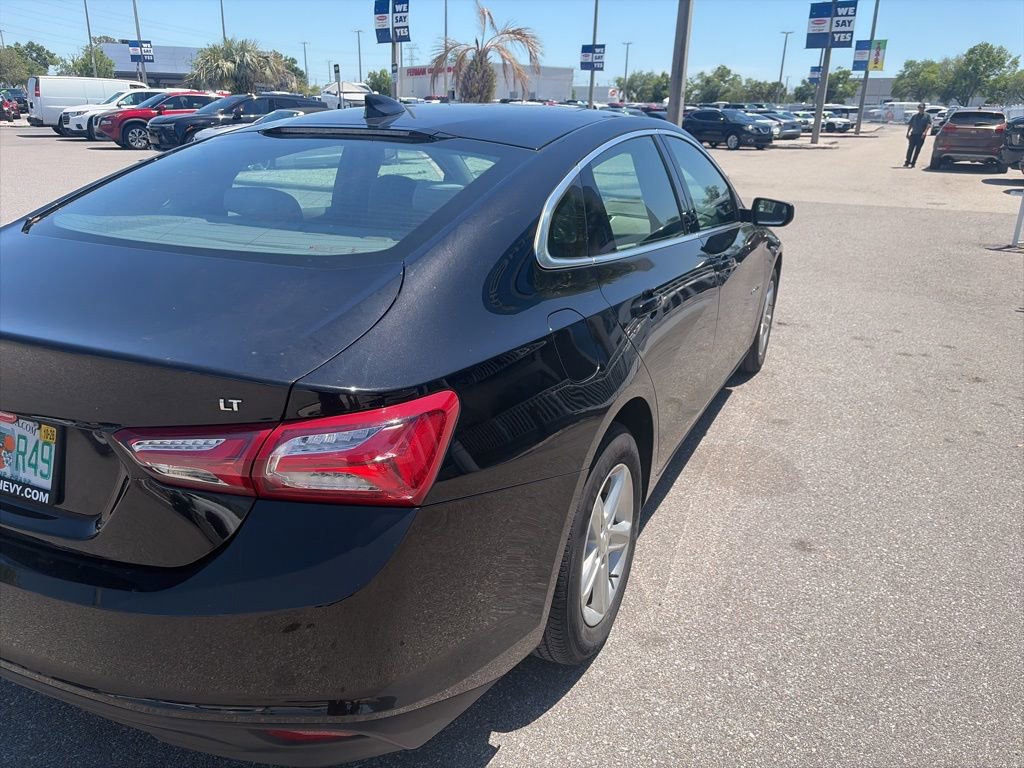 Used 2022 Chevrolet Malibu LT image 5