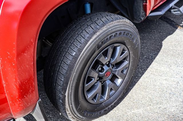 Used 2023 Toyota Tacoma SR5 w/ Technology Package image 38