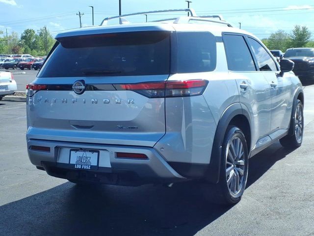 Used 2025 Nissan Pathfinder SL w/ SL Premium Package image 29