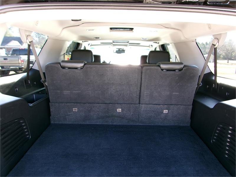 Used 2019 GMC Yukon XL SLT w/ Premium Edition image 13