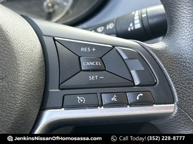 Certified 2023 Nissan Versa SV FWD image 40