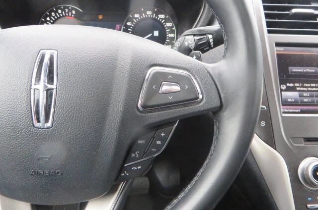 Used 2015 Lincoln MKC AWD w/ Equipment Group 102A Reserve image 18
