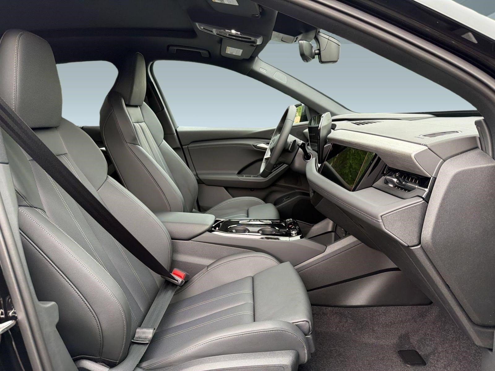 New 2027 Audi Q6 e-tron Premium Plus AWD/4WD image 25