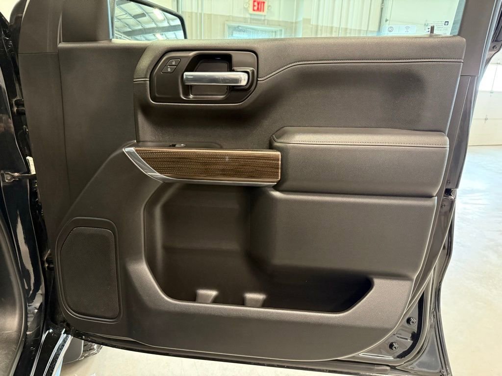 Used 2019 Chevrolet Silverado 1500 LT Trail Boss image 14