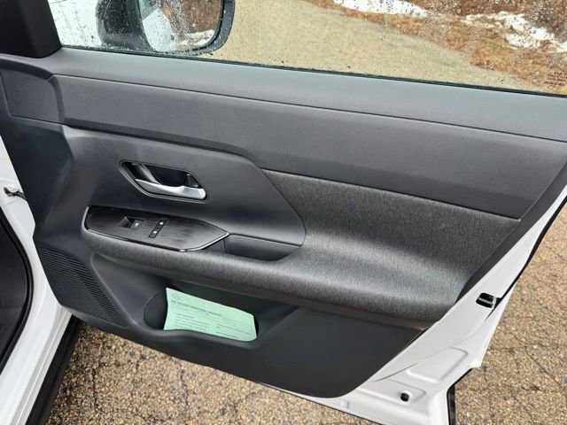 New 2026 Nissan Kicks SV w/ SV Premium Package image 27