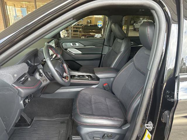 Certified 2025 Ford Explorer ST image 9