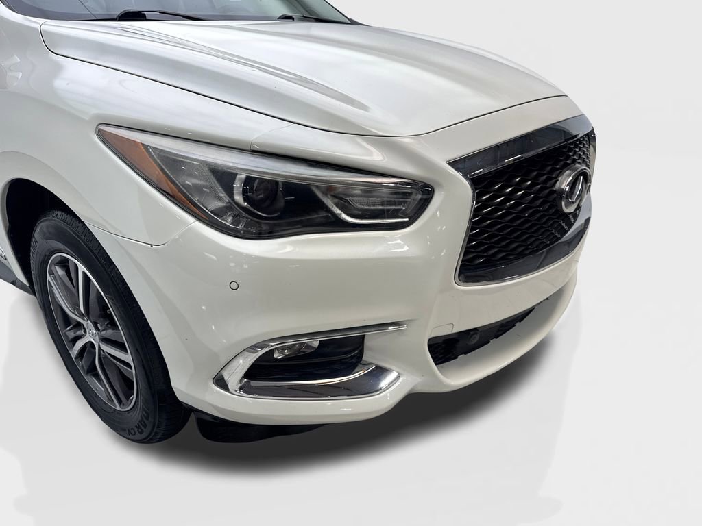 Used 2019 INFINITI QX60 Luxe w/ Essential Package image 17