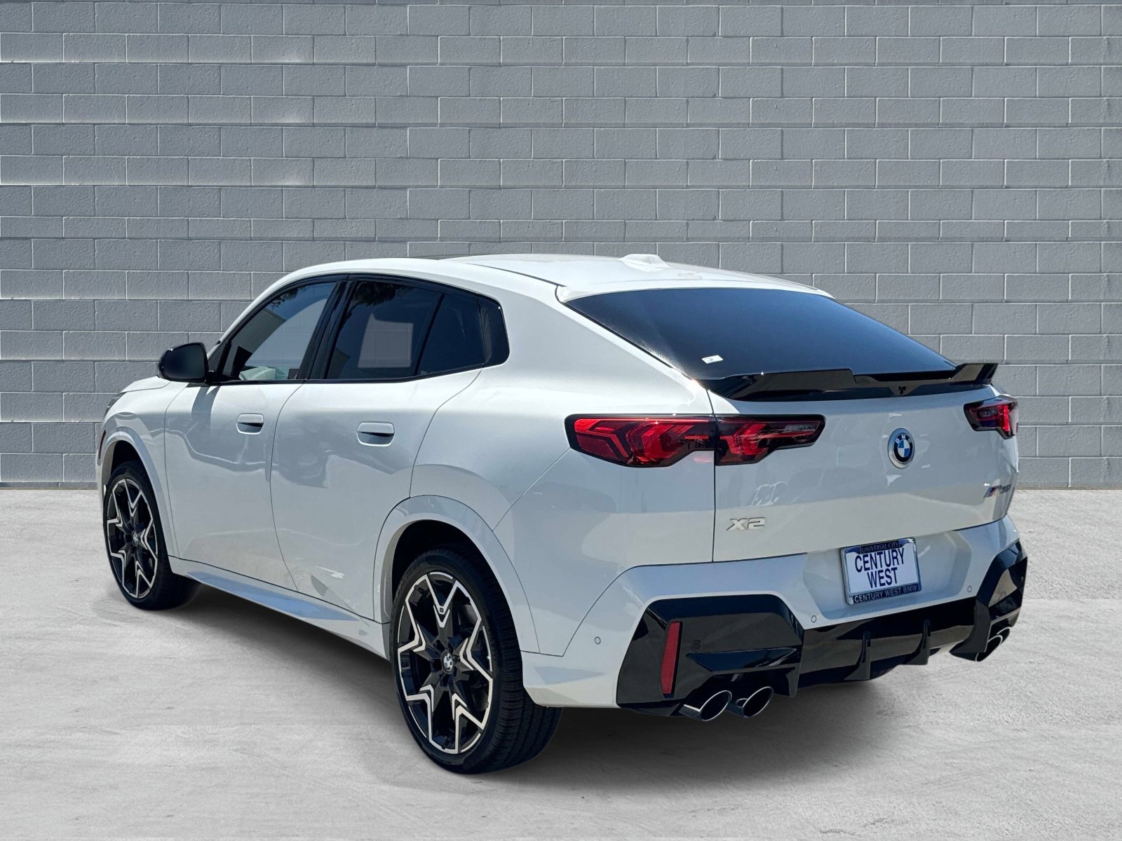 Certified 2025 BMW X2 M35i AWD/4WD image 3