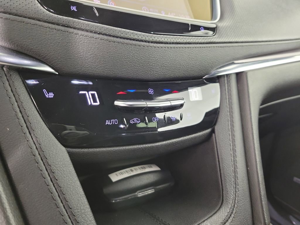 Certified 2023 Cadillac XT5 Luxury image 30