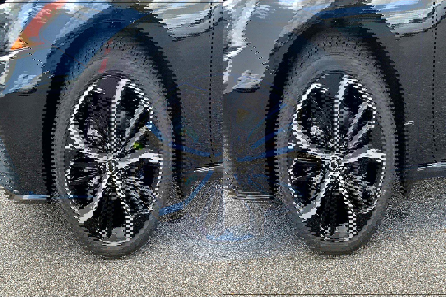 New 2025 Nissan Altima 2.5 SR image 13